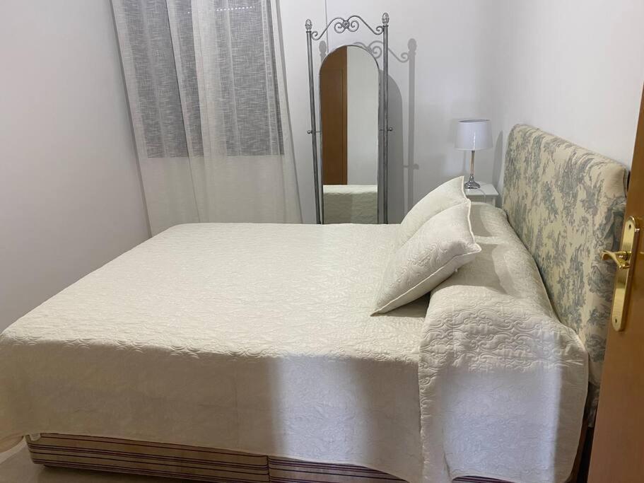 Central Estepona 3 Bed Apt With Pool And Parking מראה חיצוני תמונה