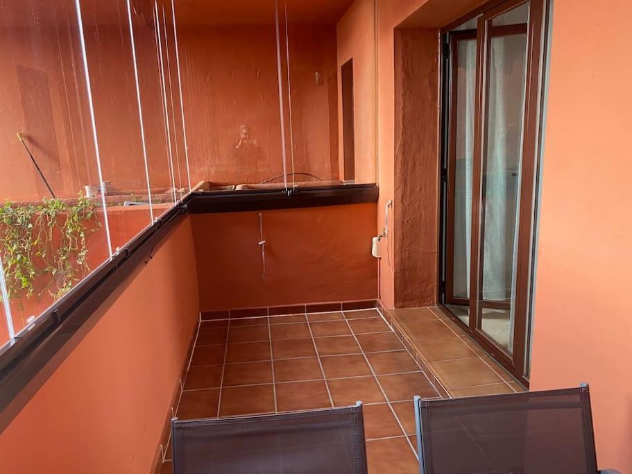 Central Estepona 3 Bed Apt With Pool And Parking מראה חיצוני תמונה