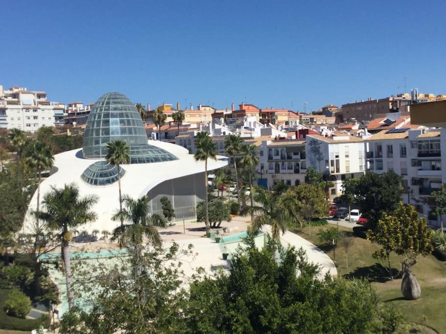 Central Estepona 3 Bed Apt With Pool And Parking מראה חיצוני תמונה