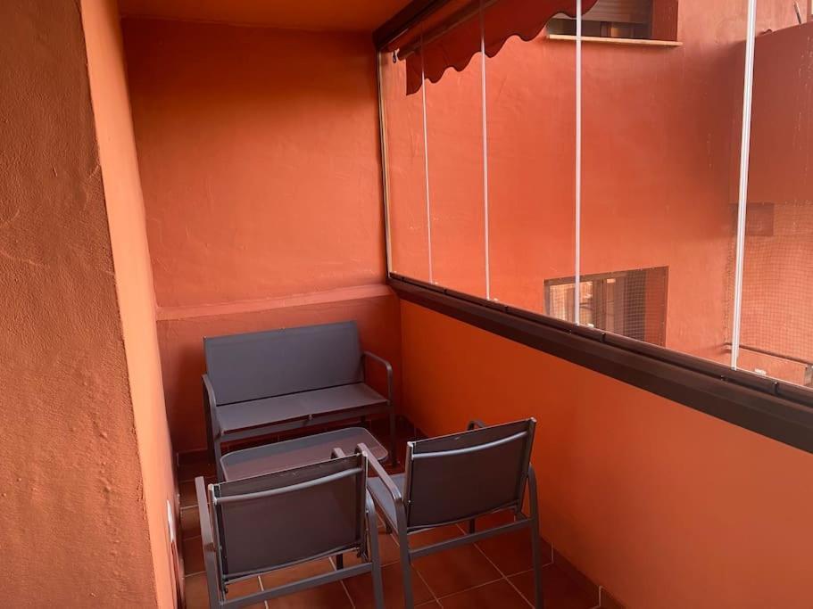 Central Estepona 3 Bed Apt With Pool And Parking מראה חיצוני תמונה